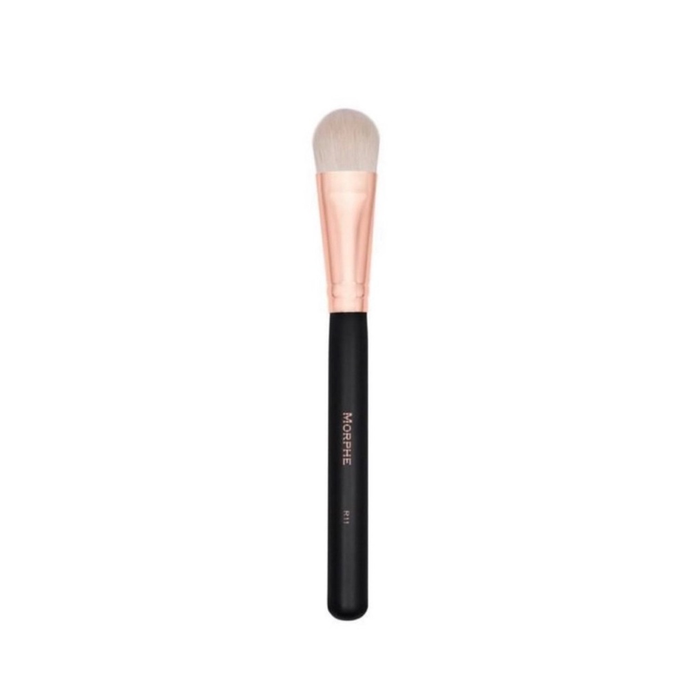 NIB Morphe R11 Deluxe Oval Shadow Brush - Rose Gold